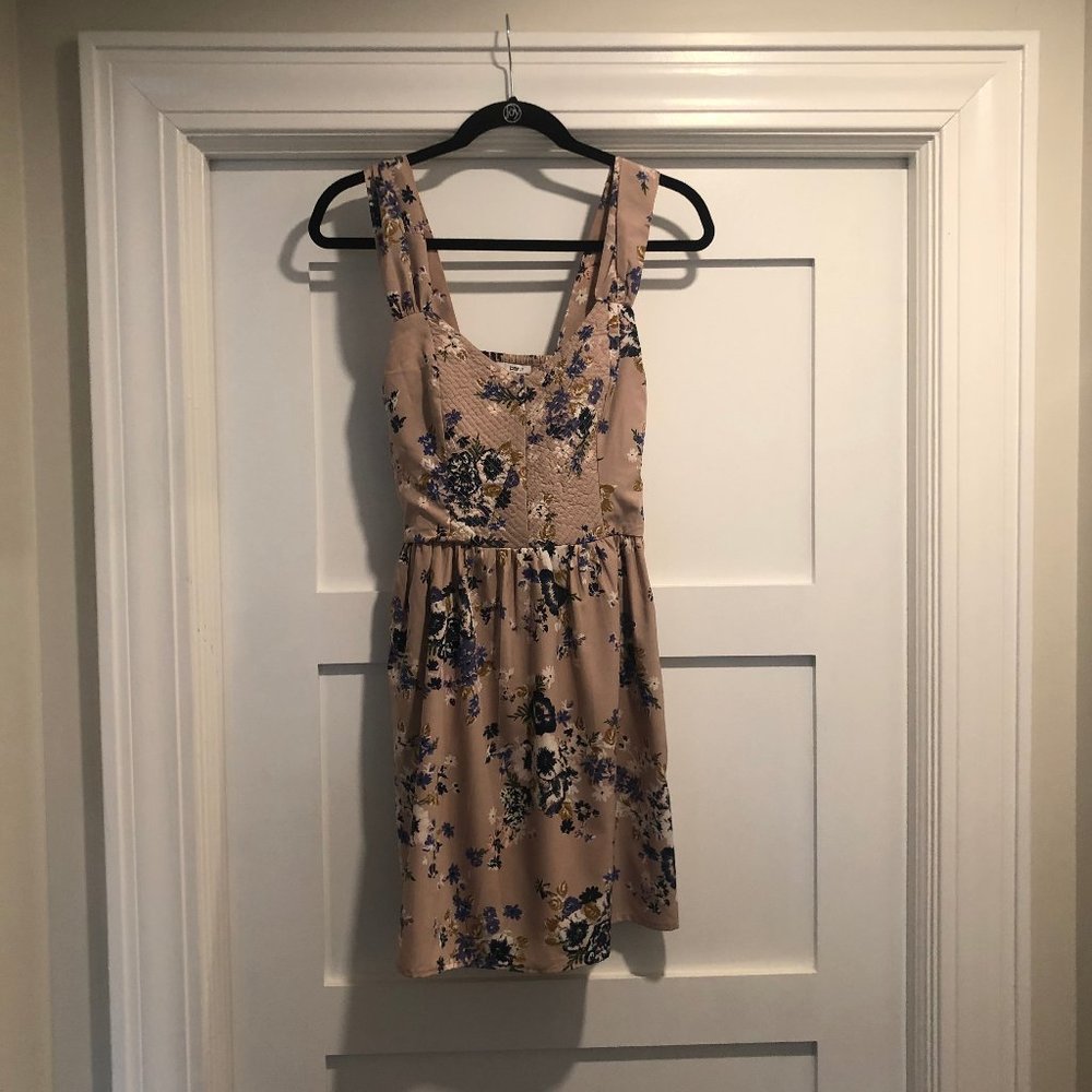 Bar III Beige floral short dress, size M
